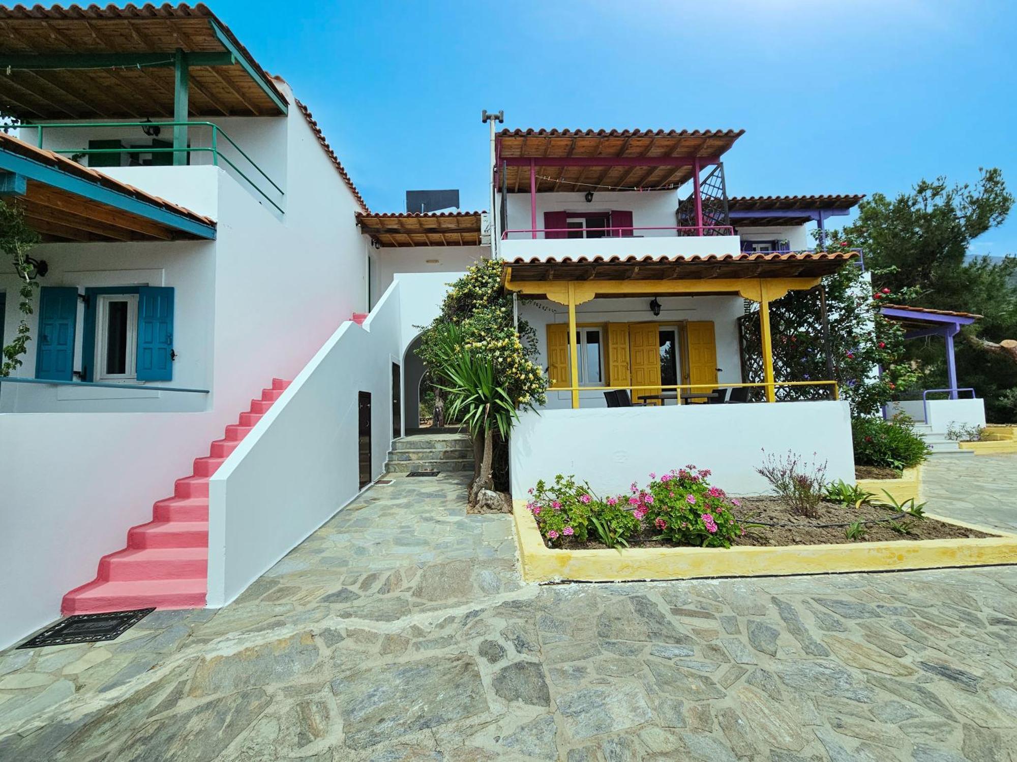 Sunflowers Apartments&Studios Marathókampos Exterior foto